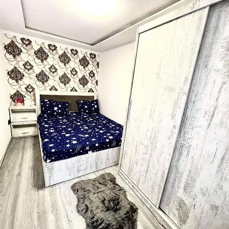 Apartament Raul&Bya דירה